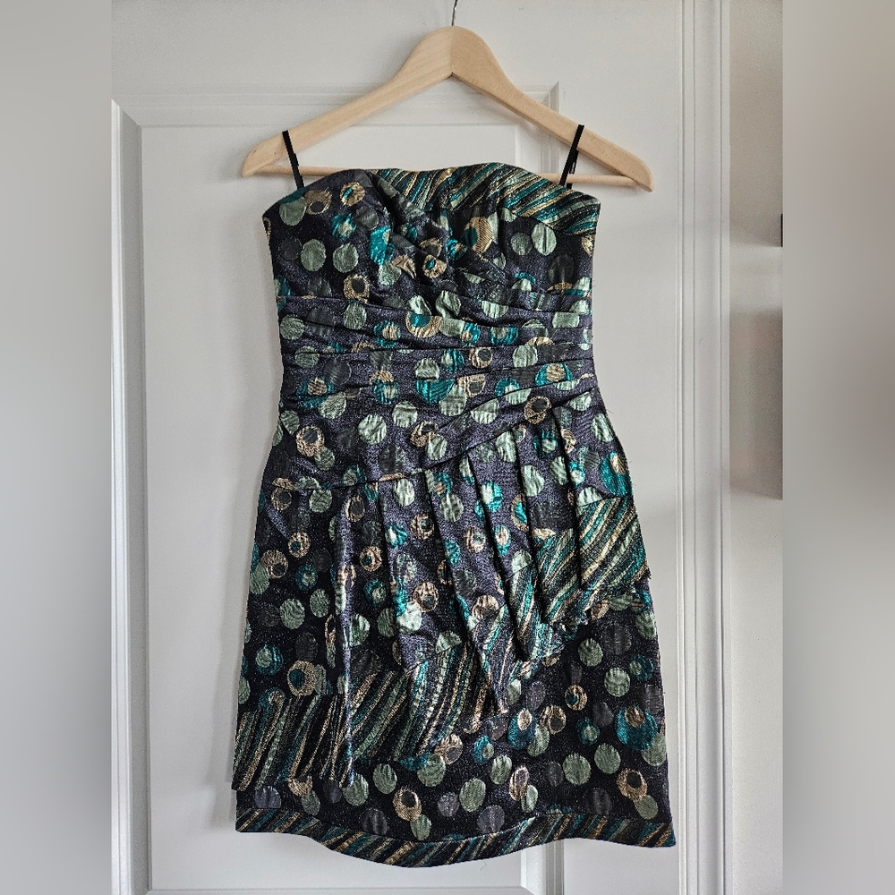 Phoebe Couture Black and Green Metallic Strapless Dress